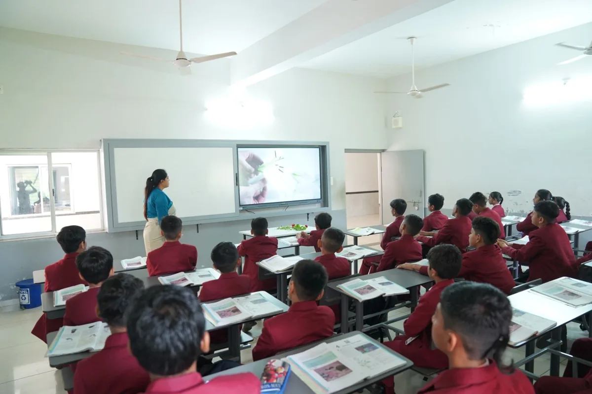 Representative Indian student learning photograph